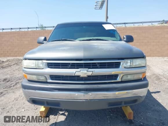 2001 Chevrolet Tahoe LS with VIN 1GNEC13T51J153677, listed as a IAAI auction lot 42459552 with 201,209 mi miles and . Bid and sale history available at DreamBid. Image 12.