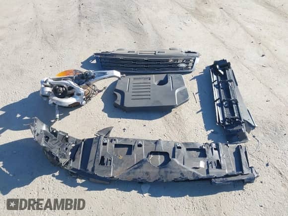 2024 Land Rover Range Rover Sport Dynamic SE z VIN SAL1L9FU3RA400015, wystawiony jako IAAI lot #42696411 z przebiegiem 9 522 mil mil oraz . Historia ofert i sprzedaży dostępna na DreamBid. Obrazek 12.