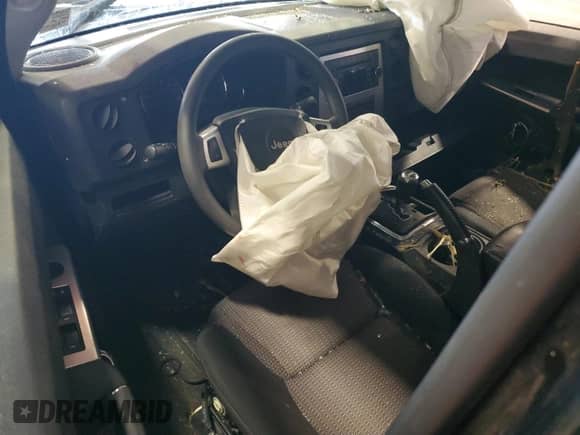 2010 Jeep Commander Sport with VIN 1J4RG4GK8AC113593, listed as a Copart auction lot 80112535 with Not provided miles and Salvage title. Bid and sale history available at DreamBid. Image 8.