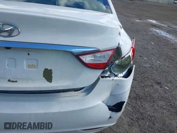 2011 Hyundai Sonata Limited with VIN 5NPEC4AC3BH134164, listed as a IAAI auction lot 43479728 with 167,983 mi miles and . Bid and sale history available at DreamBid. Image 17.