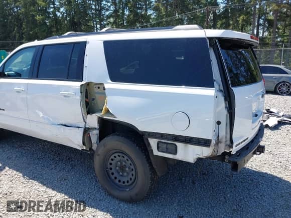 2019 Chevrolet Suburban Premier с VIN 1GNSKJKJ6KR270855, выставлен на аукционе IAAI как лот 42345361 с пробегом 71 705 миль миль и . История ставок и продаж доступна на DreamBid. Изображение 6.