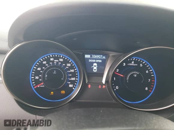 2015 Hyundai Genesis Coupe Ultimate с VIN KMHHU6KJ8FU121775, выставлен на аукционе Copart как лот 50341514 с пробегом 106 907 миль миль и Списание • Salvage title. История ставок и продаж доступна на DreamBid. Изображение 9.