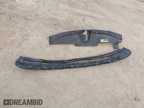 2024 Toyota Corolla LE z VIN 5YFB4MDE6RP139272, wystawiony jako IAAI lot #43494412 z przebiegiem 42 608 mil mil oraz . Historia ofert i sprzedaży dostępna na DreamBid. Obrazek 12.