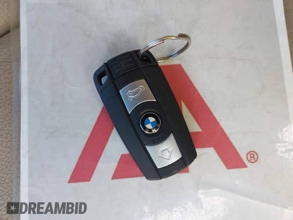 2007 BMW 3 Series 328xi z VIN WBAVC93577K031069, wystawiony jako IAAI lot #43398017 z przebiegiem 157 254 mil mil oraz . Historia ofert i sprzedaży dostępna na DreamBid. Obrazek 11.