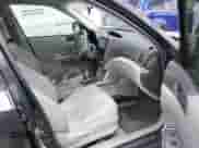 2010 Subaru Forester X z VIN JF2SH6BC8AH769961, wystawiony jako IAAI lot #42738547 z przebiegiem 128 441 mil mil oraz . Historia ofert i sprzedaży dostępna na DreamBid. Obrazek 5.