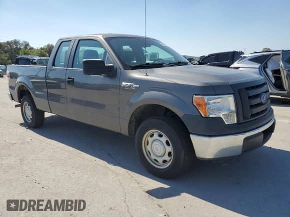 2012 Ford F-150 XL с VIN 1FTEX1CMXCKE37552, выставлен на аукционе Copart как лот 84991985 с пробегом 234 505 миль миль и Чистый • Clean title. История ставок и продаж доступна на DreamBid. Изображение 4.