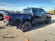 2018 Toyota Tacoma SR z VIN 3TMCZ5AN8JM175959, wystawiony jako Copart lot #81135665 z przebiegiem 103 639 mil mil oraz Szkoda całkowita • Salvage title. Historia ofert i sprzedaży dostępna na DreamBid. Obrazek 3.