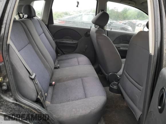 2006 Chevrolet Aveo LS с VIN KL1TD66626B517370, выставлен на аукционе Copart как лот 55922475 с пробегом 119 238 миль миль и Списание • Salvage title. История ставок и продаж доступна на DreamBid. Изображение 10.