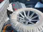 2017 Ford F-150 XL z VIN 1FTFW1EG6HFC01141, wystawiony jako IAAI lot #41860404 z przebiegiem 109 399 mil mil oraz . Historia ofert i sprzedaży dostępna na DreamBid. Obrazek 12.