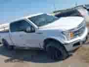 2018 Ford F-150 XL z VIN 1FTFW1EG0JKC58870, wystawiony jako IAAI lot #43209369 z przebiegiem 122 374 mil mil oraz . Historia ofert i sprzedaży dostępna na DreamBid. Obrazek 13.