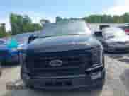 2023 Ford F-150 XL z VIN 1FTFW1EDXPFA12657, wystawiony jako IAAI lot #43003640 z przebiegiem 32 683 mil mil oraz . Historia ofert i sprzedaży dostępna na DreamBid. Obrazek 12.