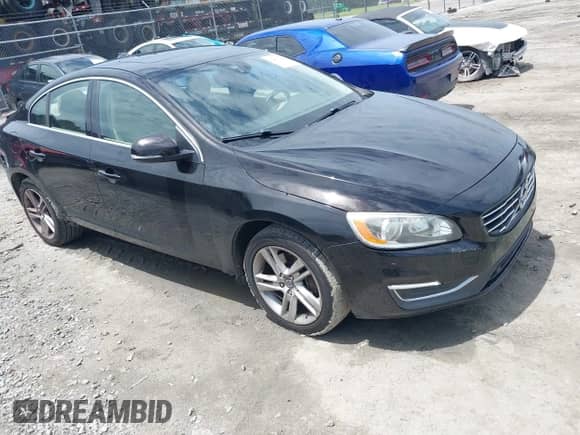 2015 Volvo S60 T5 Premier с VIN YV1612TK4F1353628, выставлен на аукционе IAAI как лот 42437664 с пробегом 184 076 миль миль и . История ставок и продаж доступна на DreamBid. Изображение 1.