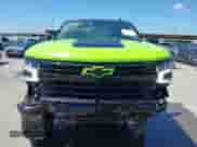 2022 Chevrolet Silverado 1500 RST z VIN 1GCUDEED7NZ585337, wystawiony jako IAAI lot #42092773 z przebiegiem 37 402 mil mil oraz . Historia ofert i sprzedaży dostępna na DreamBid. Obrazek 13.