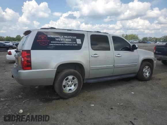 2009 Chevrolet Suburban LTZ z VIN 1GNFK36309R211836, wystawiony jako Copart lot #69115845 z przebiegiem 138 144 mil mil oraz Szkoda całkowita • Salvage title. Historia ofert i sprzedaży dostępna na DreamBid. Obrazek 3.