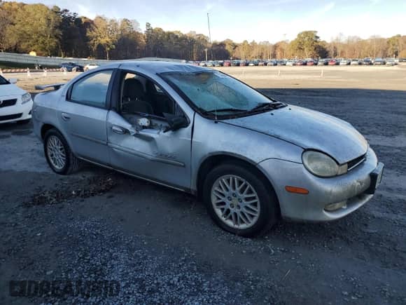 2001 Dodge Neon Highline z VIN 1B3ES46CX1D124958, wystawiony jako Copart lot #75360444 z przebiegiem Nie podano mil oraz Szkoda całkowita • Salvage title. Historia ofert i sprzedaży dostępna na DreamBid. Obrazek 4.