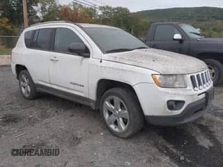 2011 Jeep Compass Limited с VIN 1J4NF5FB1BD276168, выставлен на аукционе IAAI как лот 43431264 с пробегом 170 626 миль миль и . История ставок и продаж доступна на DreamBid. Изображение 1.