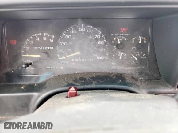 1997 Chevrolet Silverado 2500 с VIN 1GCGC24R2VE258752, выставлен на аукционе Copart как лот 70958145 с пробегом 160 460 миль миль и Списание • Salvage title. История ставок и продаж доступна на DreamBid. Изображение 9.