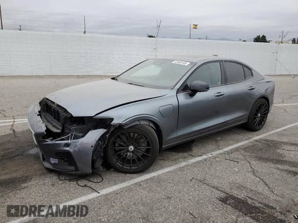 2019 Volvo S60 R-Design с VIN 7JRBR0FM3KG012437, выставлен на аукционе Copart как лот 53580185 с пробегом 86 233 миль миль и Списание • Salvage title. История ставок и продаж доступна на DreamBid. Изображение 1.