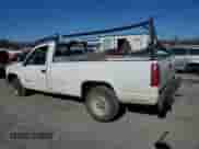 1999 Chevrolet Silverado 2500 z VIN 1GCGC24R3XR724281, wystawiony jako Copart lot #87625195 z przebiegiem 139 088 mil mil oraz Szkoda całkowita • Salvage title. Historia ofert i sprzedaży dostępna na DreamBid. Obrazek 2.