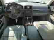 2010 Chrysler 300 C Hemi с VIN 2C3CA6CT4AH216406, выставлен на аукционе Copart как лот 71098855 с пробегом 39 005 миль миль и Списание • Salvage title. История ставок и продаж доступна на DreamBid. Изображение 8.