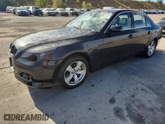 2007 BMW 5 Series 530xi с VIN WBANF73517CU24605, выставлен на аукционе Copart как лот 80943175 с пробегом 206 298 миль миль и Списание • Salvage title. История ставок и продаж доступна на DreamBid. Изображение 1.
