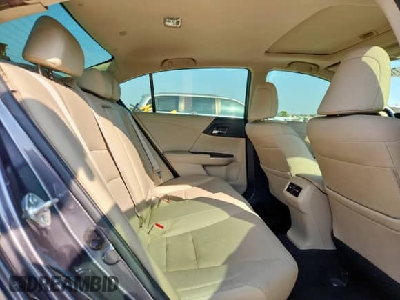 2017 Honda Accord EX-L с VIN JHMCR6F52HC023281, выставлен на аукционе Copart как лот 71607345 с пробегом 96 780 миль миль и Чистый • Clean title. История ставок и продаж доступна на DreamBid. Изображение 11.