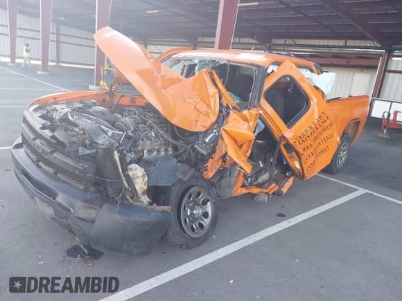 2011 Chevrolet Silverado 1500 LT z VIN 1GCRCSEAXBZ275949, wystawiony jako IAAI lot #43450682 z przebiegiem Nie podano mil oraz . Historia ofert i sprzedaży dostępna na DreamBid. Obrazek 2.