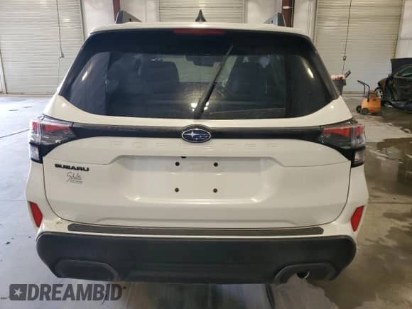 2025 Subaru Forester Limited z VIN JF2SLDNC4SH540399, wystawiony jako Copart lot #67517175 z przebiegiem 1 563 mil mil oraz Szkoda całkowita • Salvage title. Historia ofert i sprzedaży dostępna na DreamBid. Obrazek 6.