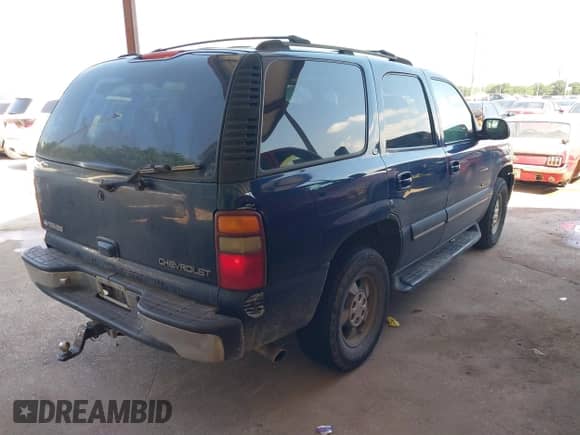 2001 Chevrolet Tahoe LT с VIN 1GNEK13T41J279600, выставлен на аукционе IAAI как лот 42388662 с пробегом 262 030 миль миль и . История ставок и продаж доступна на DreamBid. Изображение 4.