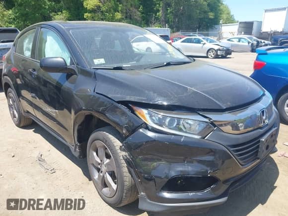 2020 Honda HR-V LX z VIN 3CZRU6H30LM739135, wystawiony jako IAAI lot #42394329 z przebiegiem 102 112 mil mil oraz . Historia ofert i sprzedaży dostępna na DreamBid. Obrazek 1.