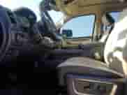 2019 Ram 1500 Limited z VIN 1C6RREHT8KN617572, wystawiony jako Copart lot #66902005 z przebiegiem 103 528 mil mil oraz Szkoda całkowita • Salvage title. Historia ofert i sprzedaży dostępna na DreamBid. Obrazek 7.