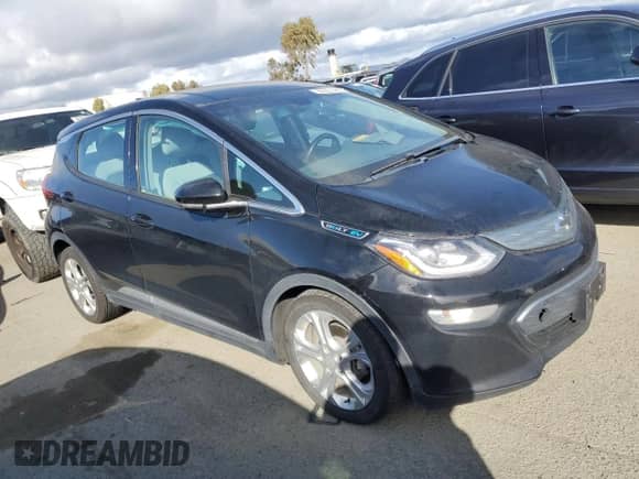 2017 Chevrolet Bolt EV LT z VIN 1G1FW6S04H4185580, wystawiony jako Copart lot #42351483 z przebiegiem 93 683 mil mil oraz . Historia ofert i sprzedaży dostępna na DreamBid. Obrazek 4.