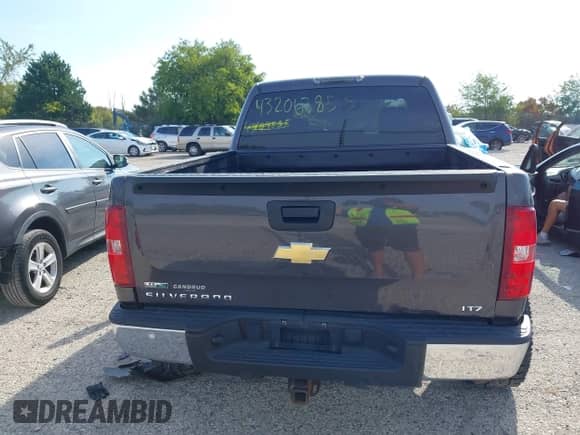 2010 Chevrolet Silverado 1500 LTZ with VIN 3GCRKTE39AG216612, listed as a IAAI auction lot 43206385 with 203,837 mi miles and . Bid and sale history available at DreamBid. Image 16.