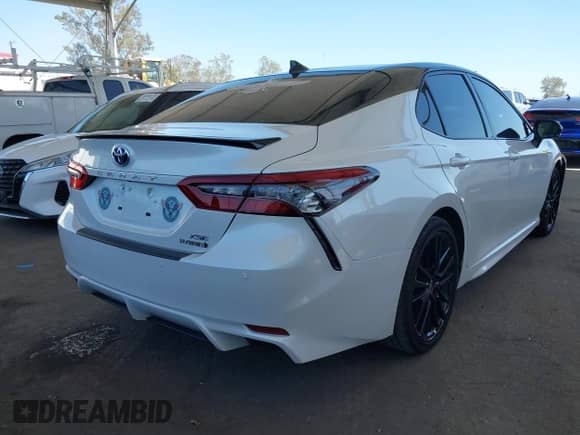 2023 Toyota Camry Hybrid XSE с VIN 4T1K31AK1PU058106, выставлен на аукционе IAAI как лот 42512255 с пробегом 101 233 миль миль и . История ставок и продаж доступна на DreamBid. Изображение 4.