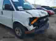 2011 Chevrolet Express Cargo z VIN 1GCWGFCA2B1162013, wystawiony jako IAAI lot #43124177 z przebiegiem 265 494 mil mil oraz . Historia ofert i sprzedaży dostępna na DreamBid. Obrazek 18.