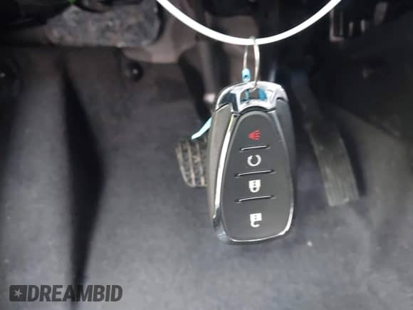 2025 Chevrolet Trax ACTIV z VIN KL77LKEP8SC095591, wystawiony jako IAAI lot #43155675 z przebiegiem 20 206 mil mil oraz . Historia ofert i sprzedaży dostępna na DreamBid. Obrazek 11.