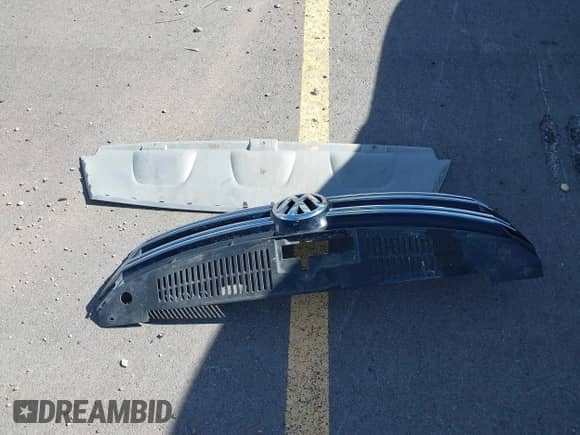 2014 Volkswagen Tiguan S with VIN WVGAV3AX0EW554013, listed as a IAAI auction lot 43426029 with 122,127 mi miles and . Bid and sale history available at DreamBid. Image 12.