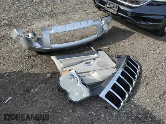 2009 Jeep Grand Cherokee Limited с VIN 1J8HR58P39C512508, выставлен на аукционе Copart как лот 84402525 с пробегом 159 321 миль миль и Списание • Salvage title. История ставок и продаж доступна на DreamBid. Изображение 13.