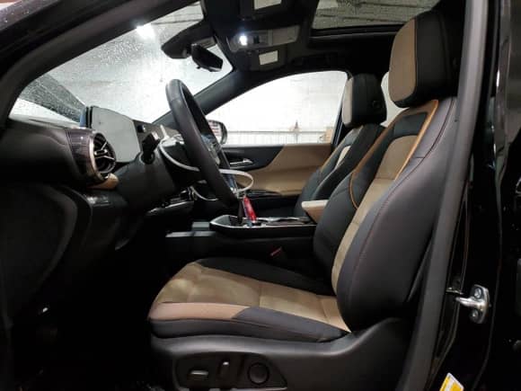 2025 Chevrolet Equinox FWD ACTIV z VIN 3GNAXKEG3SL153518, wystawiony jako Copart lot #46476385 z przebiegiem 2 337 mil mil oraz Szkoda całkowita • Salvage title. Historia ofert i sprzedaży dostępna na DreamBid. Obrazek 7.