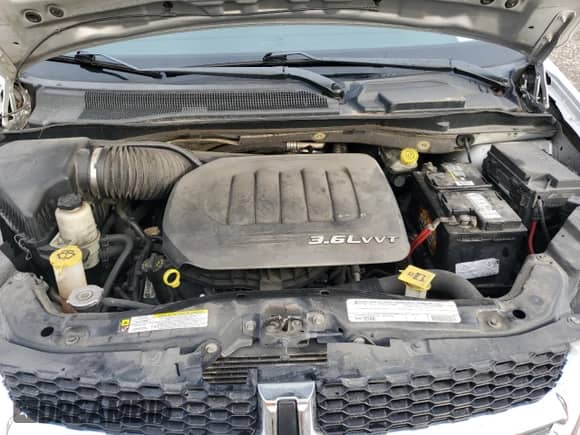 2011 Dodge Grand Caravan Mainstreet with VIN 2D4RN3DGXBR709175, listed as a Copart auction lot 81670445 with 186,530 mi miles and Clean title. Bid and sale history available at DreamBid. Image 12.