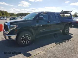 2020 Toyota Tundra SR с VIN 5TFUY5F15LX912951, выставлен на аукционе Copart как лот 80465105 с пробегом 54 607 миль миль и Списание • Salvage title. История ставок и продаж доступна на DreamBid. Изображение 1.
