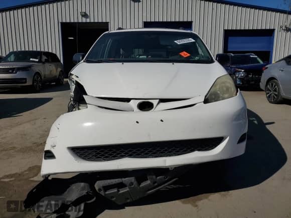 2007 Toyota Sienna LE with VIN 5TDZK23C57S027401, listed as a Copart auction lot 84293335 with Not provided miles and Salvage title. Bid and sale history available at DreamBid. Image 5.