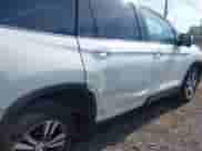 2017 Honda Pilot EX-L with VIN 5FNYF6H75HB081239, listed as a IAAI auction lot 42562518 with Not provided miles and . Bid and sale history available at DreamBid. Image 18.