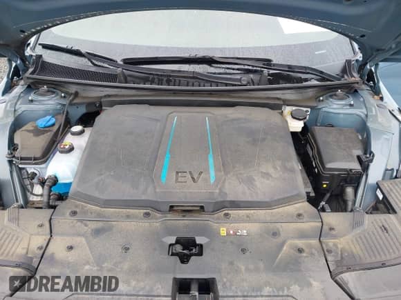 2023 Hyundai Ioniq 5 SE with VIN KM8KM4AE7PU172023, listed as a IAAI auction lot 42835500 with 22,563 mi miles and . Bid and sale history available at DreamBid. Image 10.