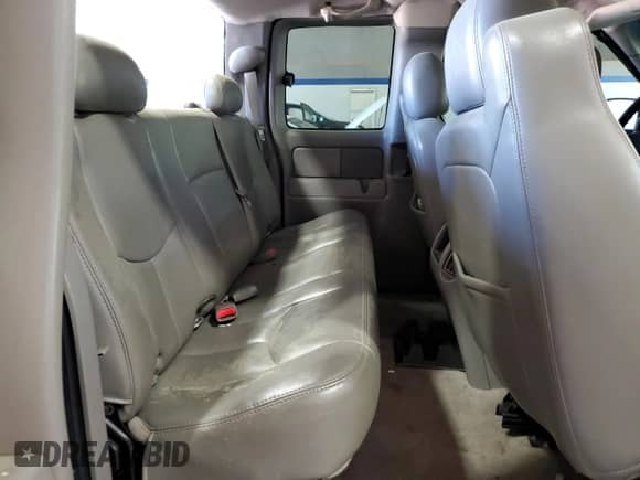 2006 GMC Sierra 1500 SLT with VIN 1GTEK19B46Z209658, listed as a Copart auction lot 54836765 with 207,851 mi miles and Salvage title. Bid and sale history available at DreamBid. Image 10.