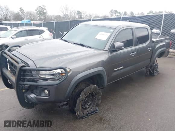 2016 Toyota Tacoma SR5 с VIN 3TMAZ5CN2GM016383, выставлен на аукционе IAAI как лот 41510433 с пробегом 148 201 миль миль и . История ставок и продаж доступна на DreamBid. Изображение 2.
