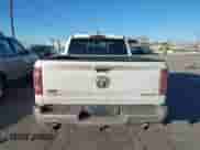 2020 Ram 1500 z VIN 1C6SRFPM6LN205220, wystawiony jako IAAI lot #41437777 z przebiegiem 133 883 mil mil oraz . Historia ofert i sprzedaży dostępna na DreamBid. Obrazek 16.