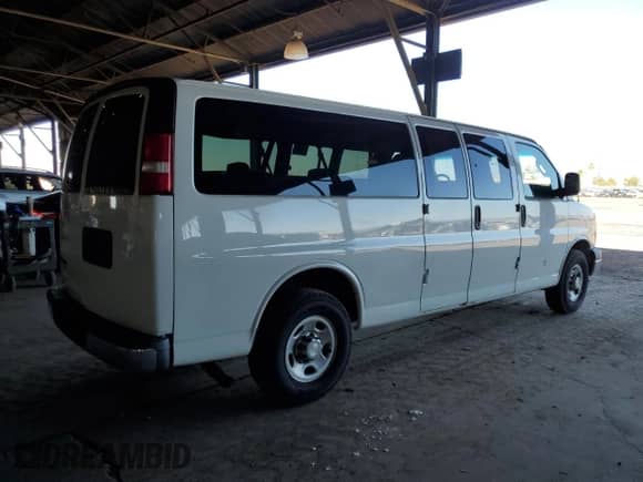 2016 Chevrolet Express Passenger LT с VIN 1GAZGPFG3G1237904, выставлен на аукционе Copart как лот 85161425 с пробегом 321 537 миль миль и Чистый • Clean title. История ставок и продаж доступна на DreamBid. Изображение 3.