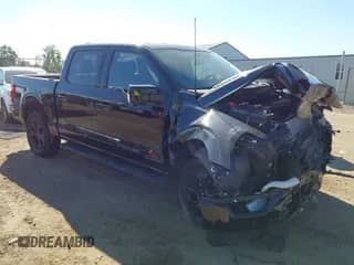 2023 Ford F-150 XL z VIN 1FTFW1ED7PFC44780, wystawiony jako IAAI lot #43164137 z przebiegiem 32 299 mil mil oraz . Historia ofert i sprzedaży dostępna na DreamBid. Obrazek 1.