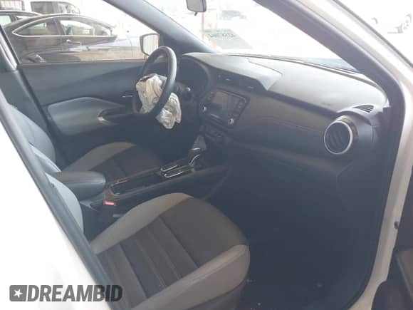 2023 Nissan Kicks SR с VIN 3N1CP5DV0PL571645, выставлен на аукционе IAAI как лот 42587064 с пробегом 28 345 миль миль и . История ставок и продаж доступна на DreamBid. Изображение 5.